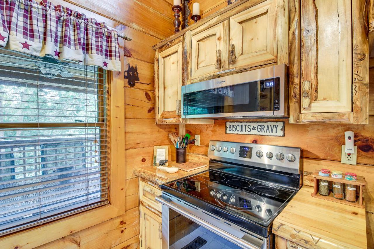 Sevierville Cabin With Wraparound Deck And Lake Access מראה חיצוני תמונה