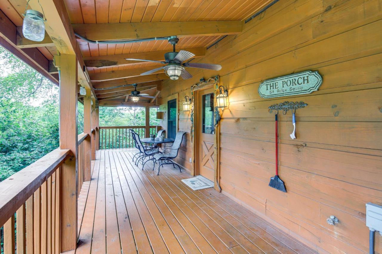Sevierville Cabin With Wraparound Deck And Lake Access מראה חיצוני תמונה
