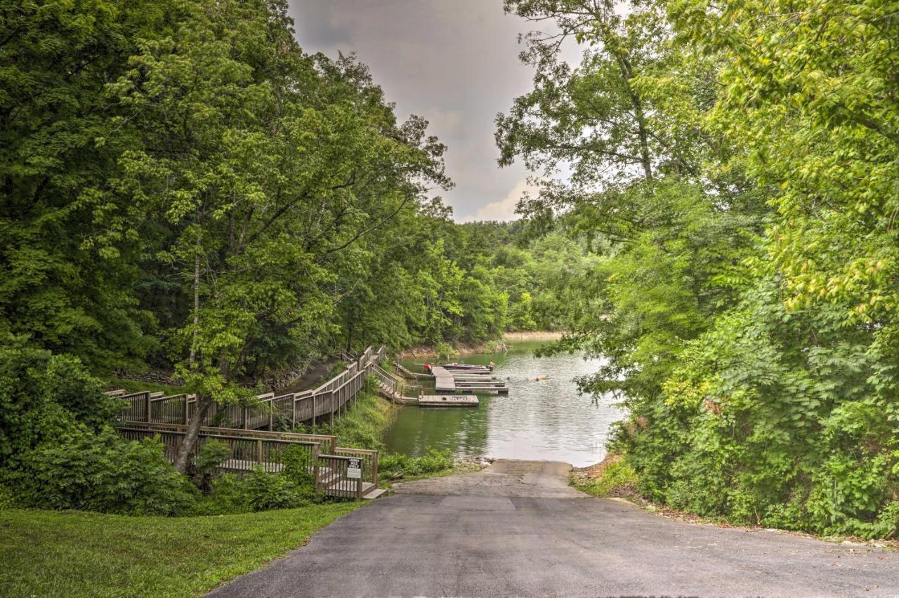 Sevierville Cabin With Wraparound Deck And Lake Access מראה חיצוני תמונה
